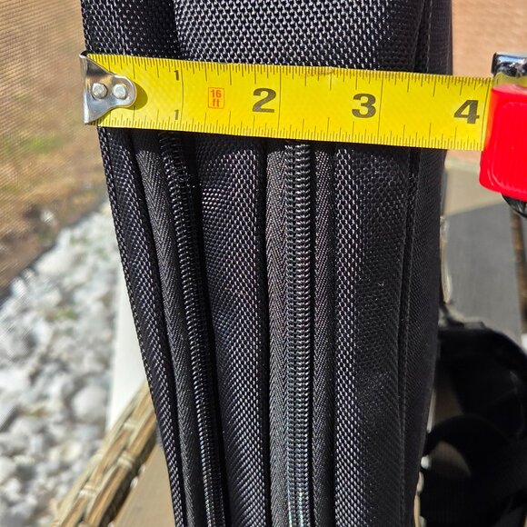 Kenneth Cole Laptop Bag - Picture 5 of 8